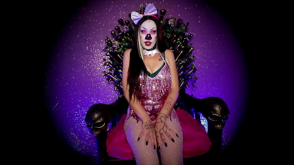 Kitzis Clown Fetish - It's Too Small!